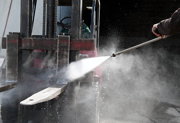 Professional Pressure Washing Services in Manhattan, MT